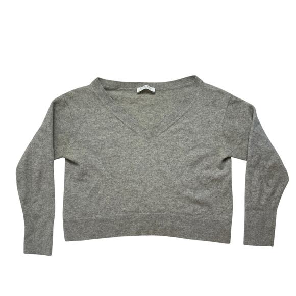 EVERLANE The Cashmere Crop V-Neck in Light Gray Size Medium Womens Long Sleeve - Picture 4 of 11